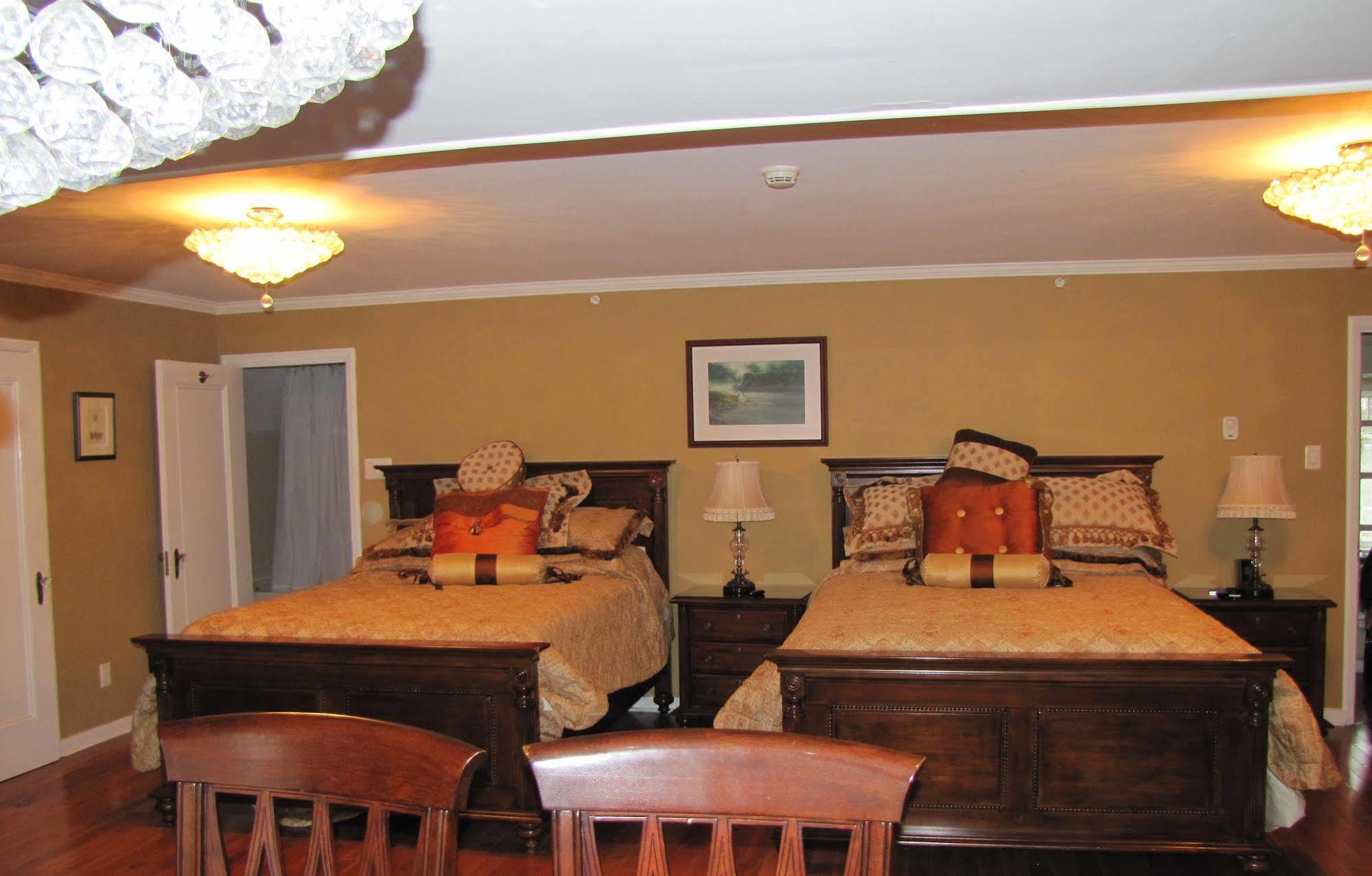 Monroe House Executive Guest Suites St. John's Zewnętrze zdjęcie